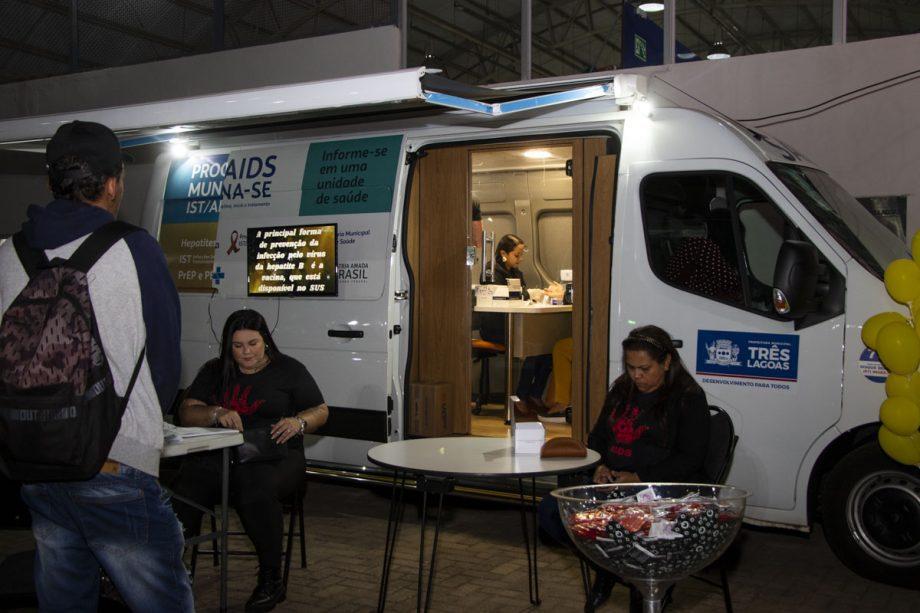 Julho Amarelo: Saúde promoveu ação em alusão ao mês de luta contra a hepatites virais, na Feira Central