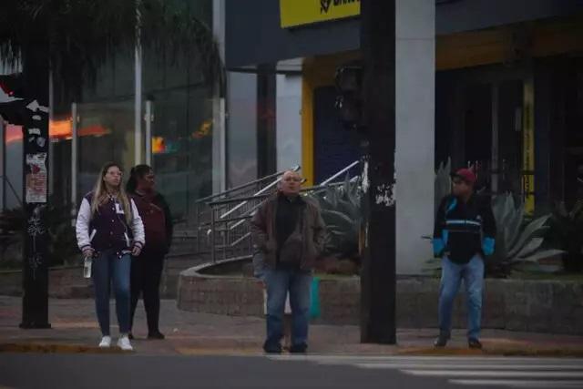 MS abre semana com frio de 12ºC e máxima deve chegar aos 34ºC 