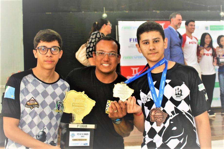 Enxadrista três-lagoense vence Jogos Escolares e representará MS na maior competição escolar nacional