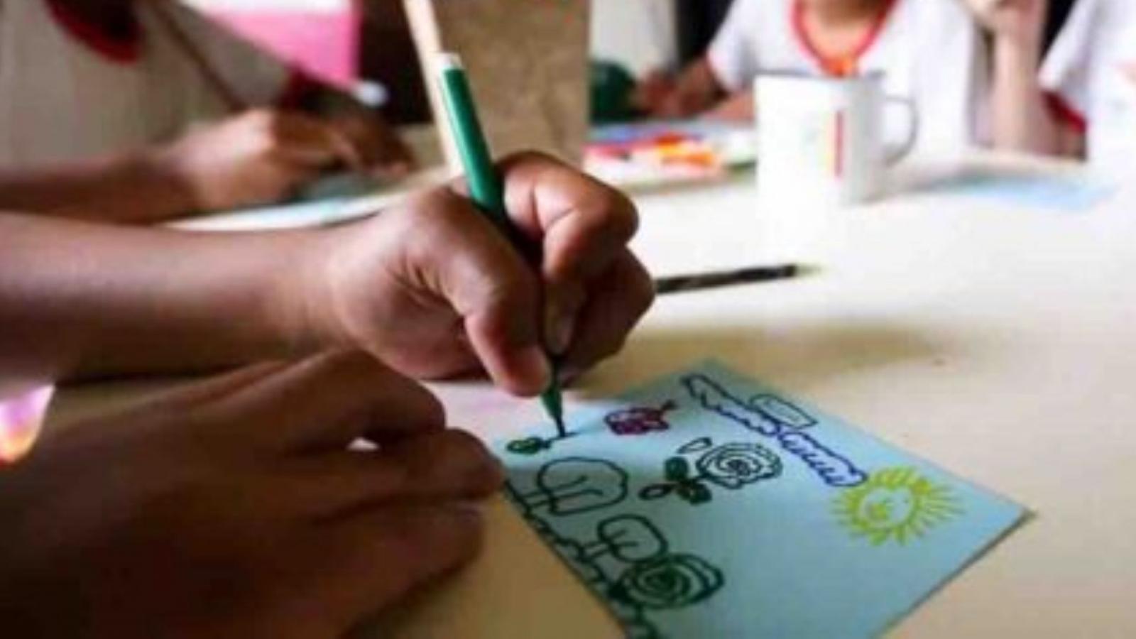 Professora de creche suspeita de abusar de menina é afastada em Campo Grande Professora de creche suspeita de abusar de menina é afastada em Campo Grande