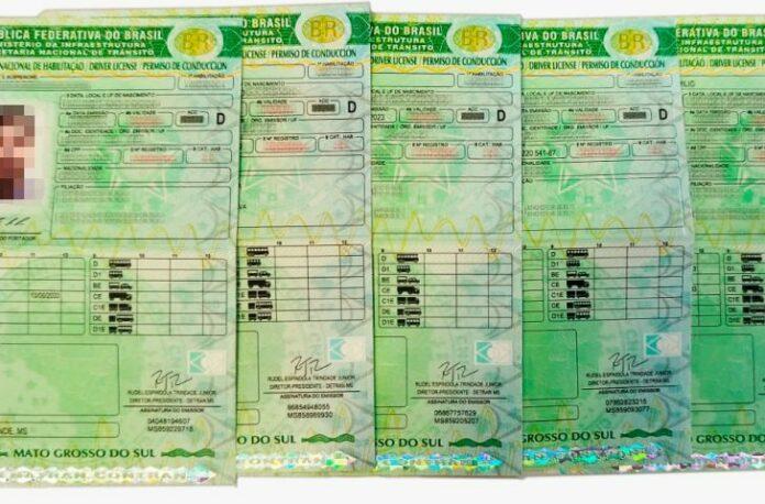 Detran-MS orienta condutor que não recebeu o documento em casa
