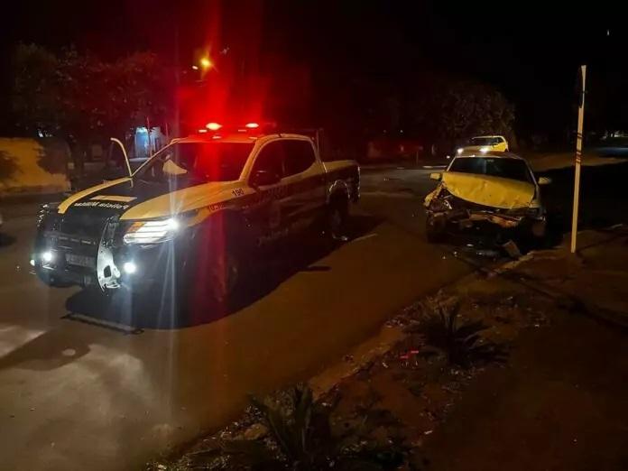 Motorista é preso sem CNH e embriagado após causar acidente no Vila Nova