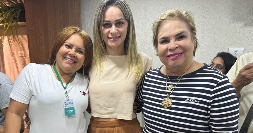 Parte da história: A mais antiga colaboradora da Rádio Caçula FM comemora mais um ano de vida