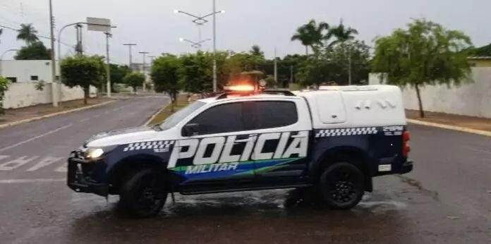 Ladrão é preso pela Rádio Patrulha após tentar fugir de casa no Colinos