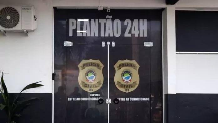 Mulher tem corte na cabeça após ser empurrada pelo marido em discussão no Alto da Boa Vista