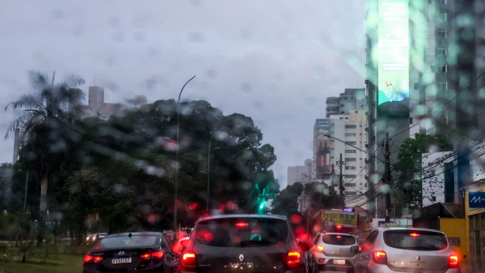 Será que vem? Inmet renova alerta de chuvas intensas em Mato Grosso do Sul Será que vem? Inmet renova alerta de chuvas intensas em Mato Grosso do Sul