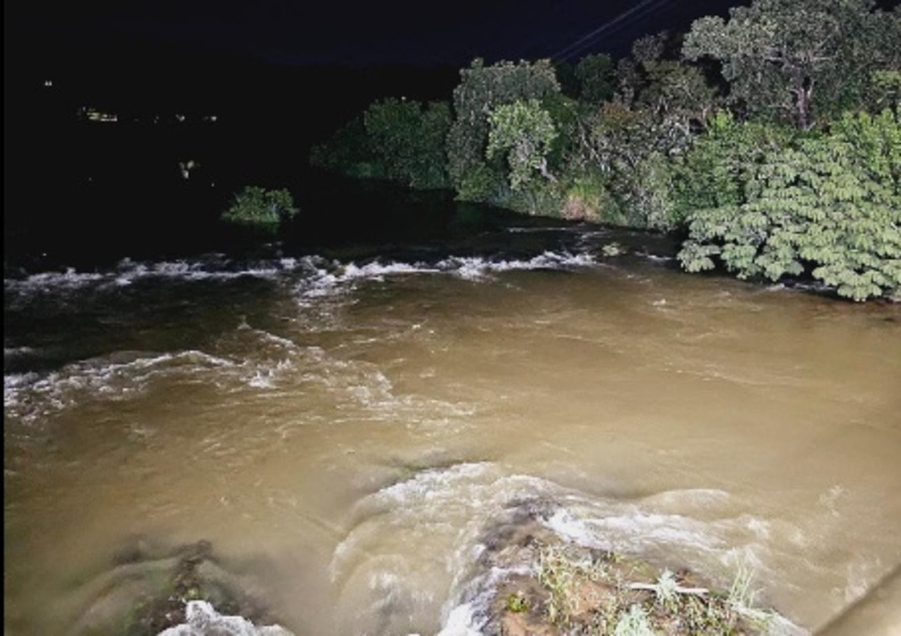 Adolescente de 15 anos desaparece no Rio Sucuriú em Costa Rica