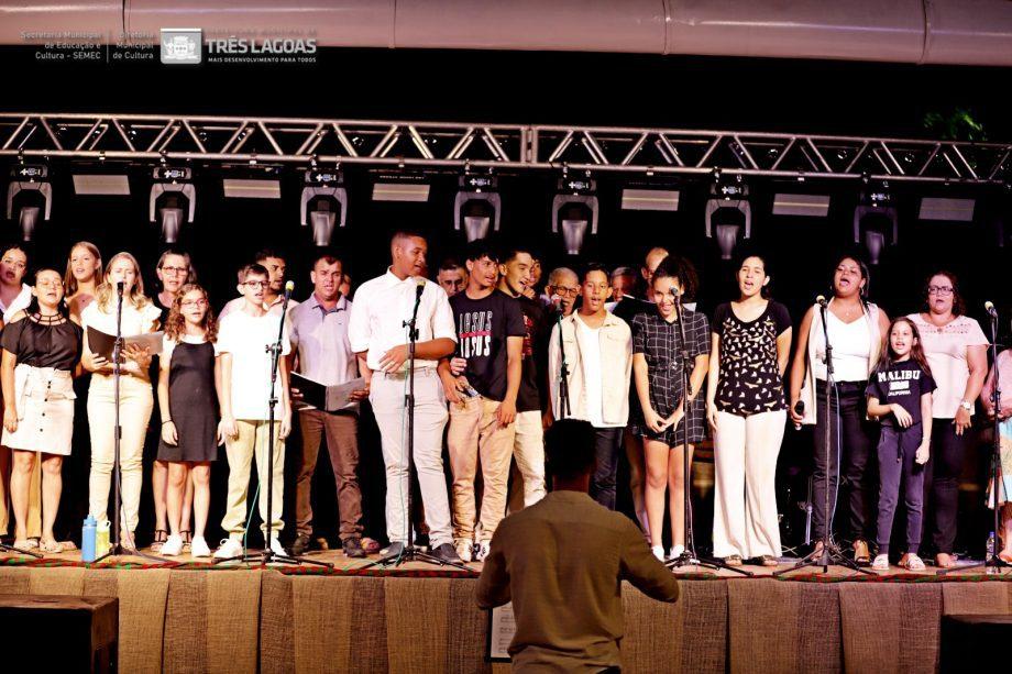 Igreja Batista é destaque na 2ª Noite da Serenata de Natal da Diretoria de Cultura Igreja Batista é destaque na 2ª Noite da Serenata de Natal da Diretoria de Cultura