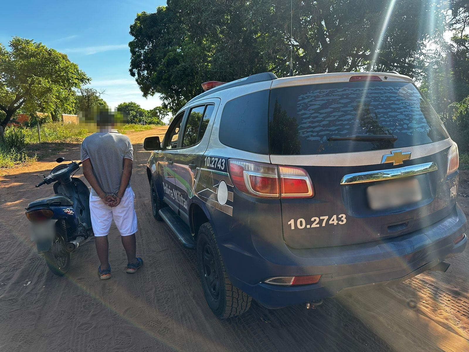 Moto furtada após briga é recuperada pela Rádio Patrulha no Jardim Brasília Moto furtada após briga é recuperada pela Rádio Patrulha no Jardim Brasília