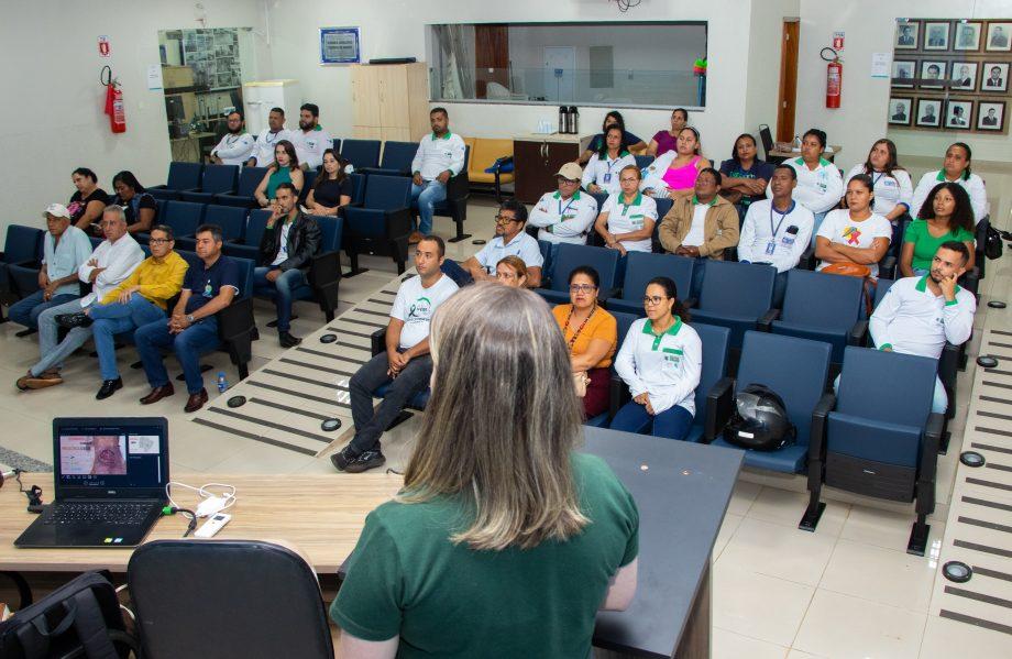 Saúde realiza treinamento para agentes de endemias com foco em leishmaniose Saúde realiza treinamento para agentes de endemias com foco em leishmaniose