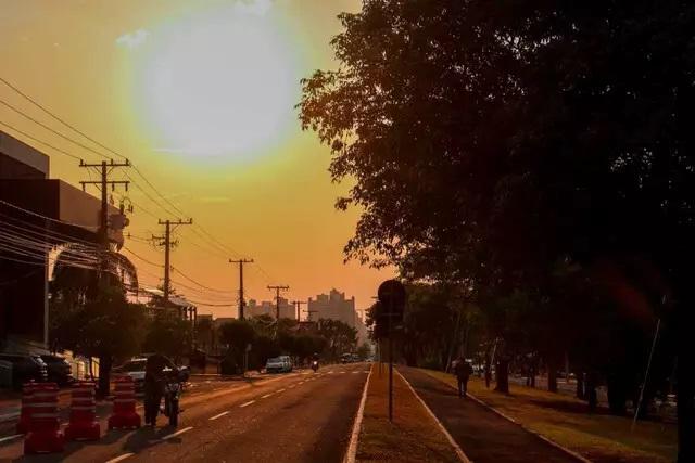 Verão promete quebrar recorde de calor em MS Verão promete quebrar recorde de calor em MS