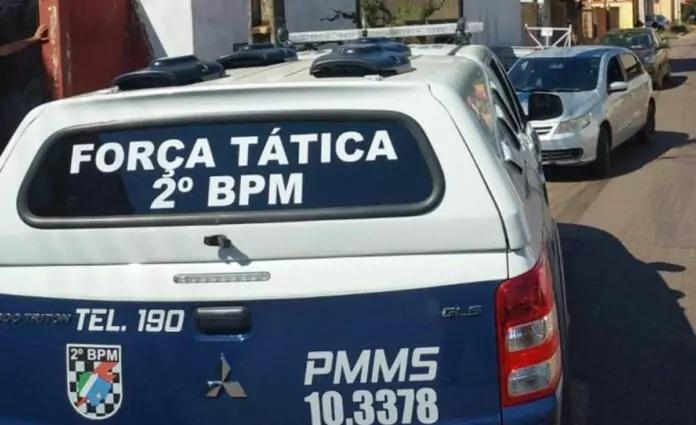 Sem CNH, motociclista empreende fuga em alta velocidade Sem CNH, motociclista empreende fuga em alta velocidade
