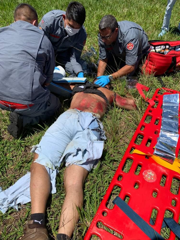 Após encontro de motos, casais sofrem grave acidente em Andradina-SP