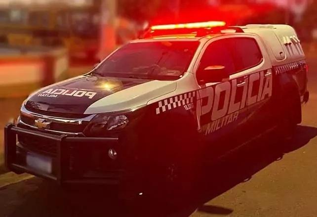 Armado com faca, agressor arrasta pelos cabelos e ameaça mulher em residência na Vila Piloto