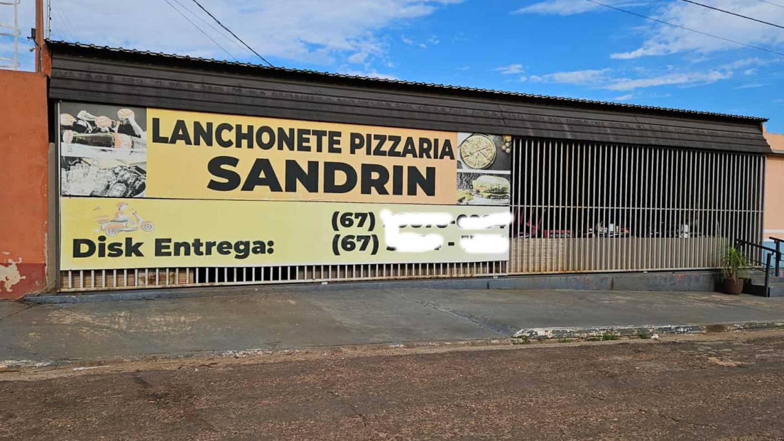 Atiradores efetuam mais de 20 disparos e matam empresário por engano em Sonora Atiradores efetuam mais de 20 disparos e matam empresário por engano em Sonora