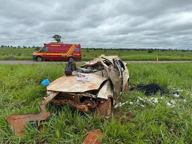 Contrabandista perde controle da direção e morre ao capotar carro 