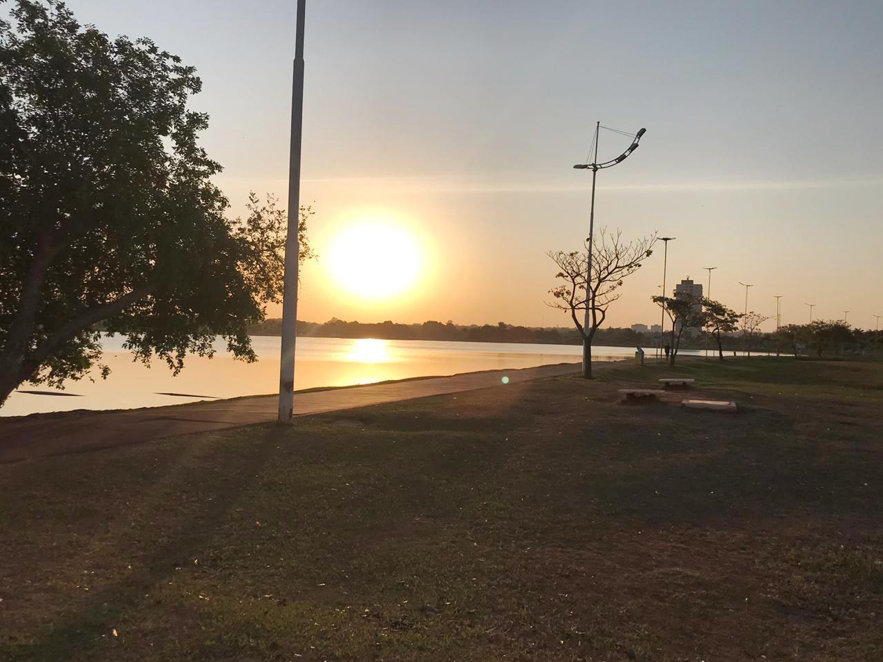 Sol predomina e semana começa com calor de 38ºC em MS Sol predomina e semana começa com calor de 38ºC em MS