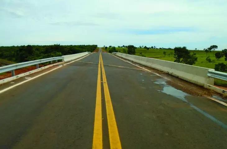 Em Inocência, motociclista morre na MS-112 depois de cair de moto e ter afundamento de crânio