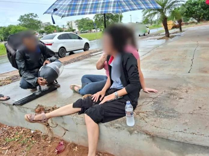 Acidente envolvendo moto e carro é registrado no bairro Santa Rita