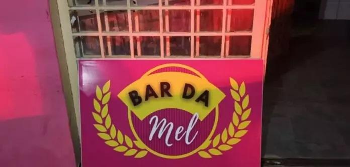 Casa de prostituição que “rifava” e sorteava garotas de programa é fechada pela Polícia Civil Casa de prostituição que “rifava” e sorteava garotas de programa é fechada pela Polícia Civil