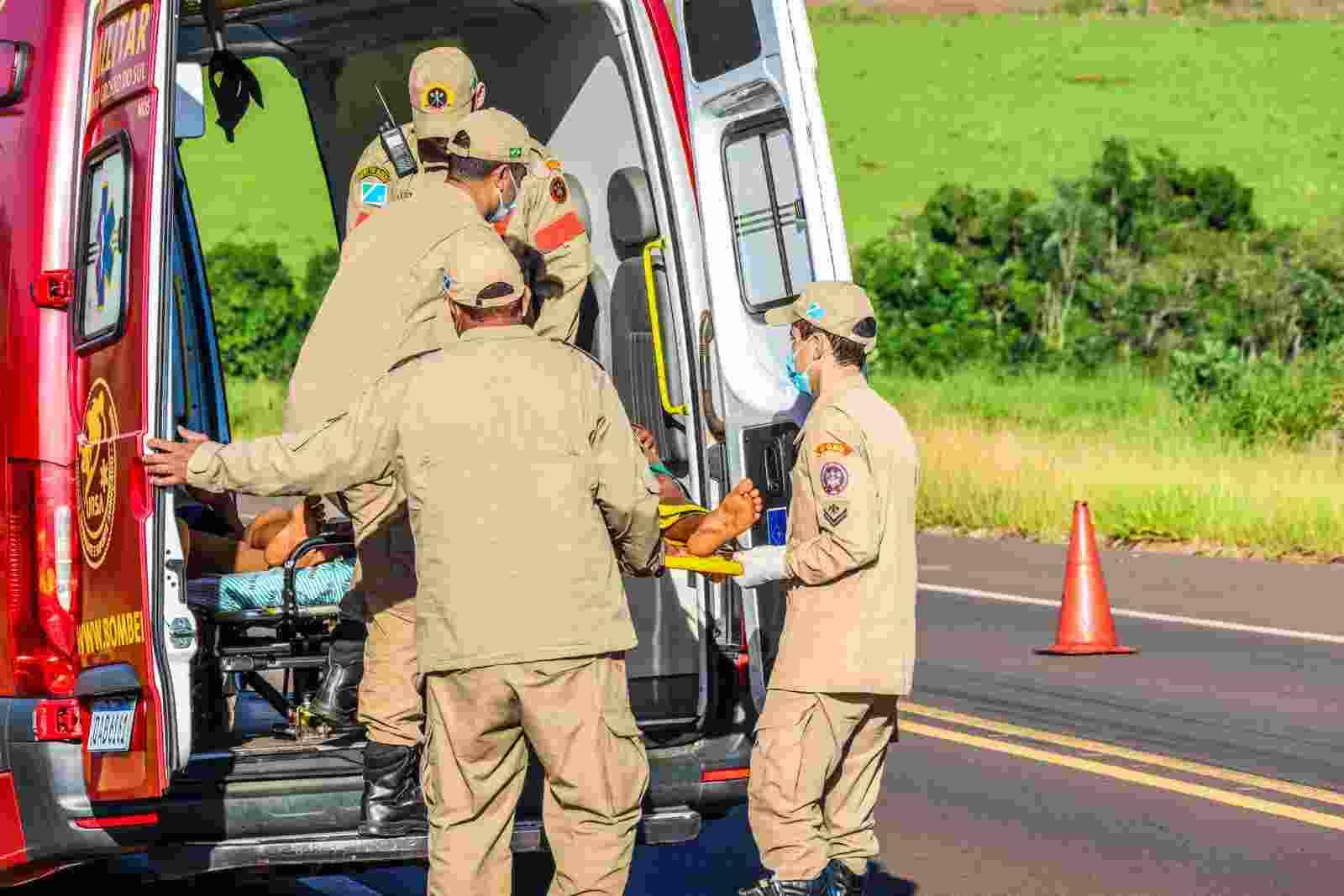 Mulheres são espancadas e abandonadas seminuas em rodovia de Campo Grande