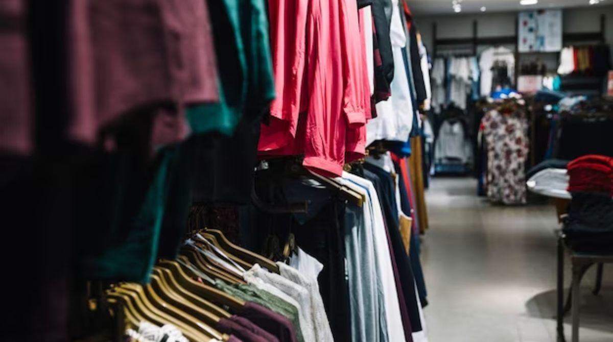R$ 450 em roupas: Ladrão ameaça voltar para dar tiro em lojista após assalto frustrado em Campo Grande