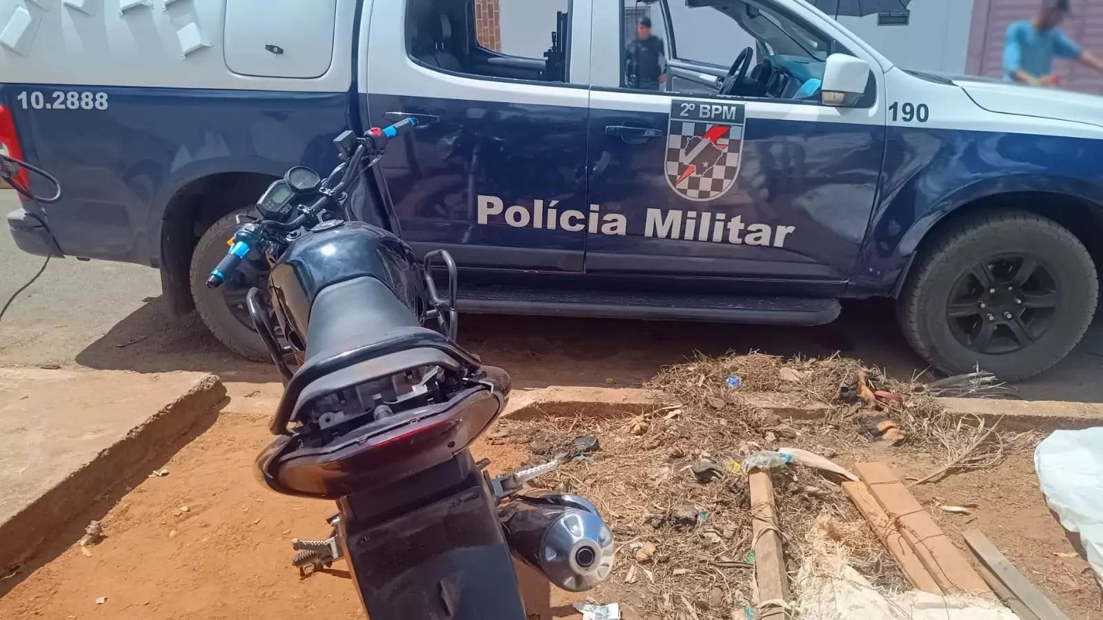 Menor de 16 anos escondia moto furtada no bairro São João Menor de 16 anos escondia moto furtada no bairro São João