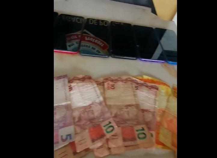  Operação da Polícia Civil no Guanabara apreende dinheiro, drogas, menor infrator e dois jovens 