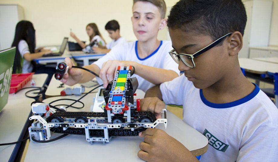 SESI está oferecendo curso de Robótica para crianças de 7 a 11 anos SESI está oferecendo curso de Robótica para crianças de 7 a 11 anos