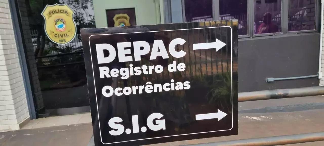 Bandidos em bicicletas assaltam homem no Santa Luzia 