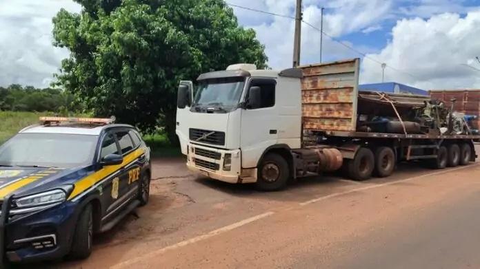 Motorista de caminhão Volvo FH 440 disse que não sabia de adulterações no veículo 