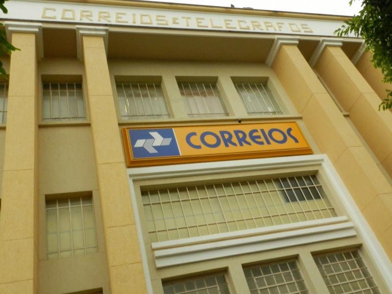 Correios passa a fazer serviços oferecidos pela Caixa Econômica Federal 
