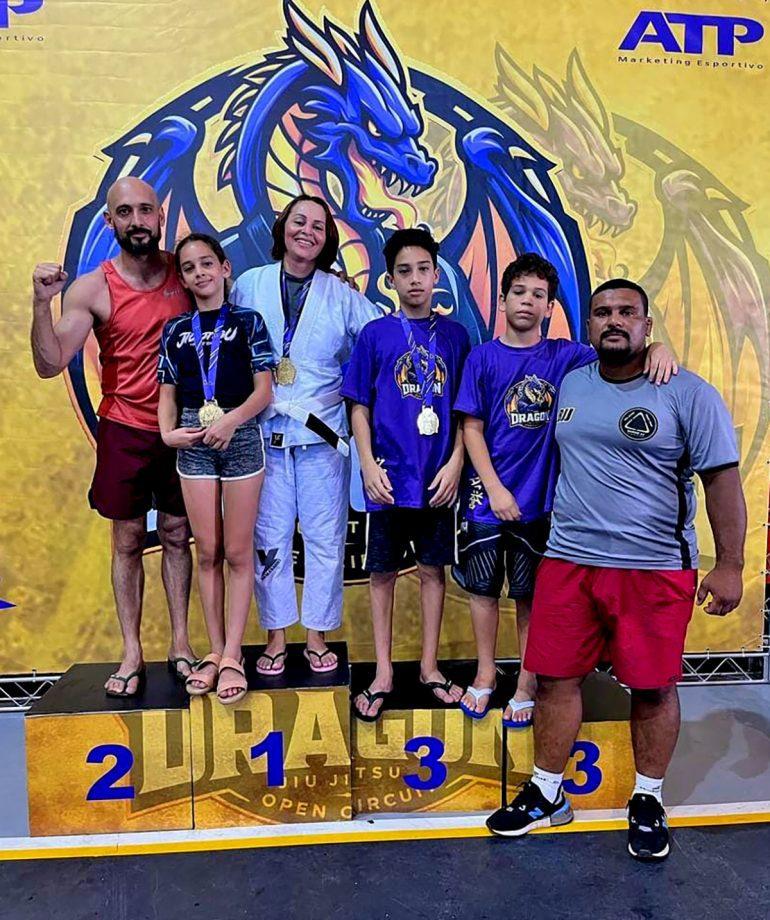 Com apoio da SEJUVEL, equipes de jiu-jitsu de Três Lagoas conquistaram 09 medalhas neste fim de semana