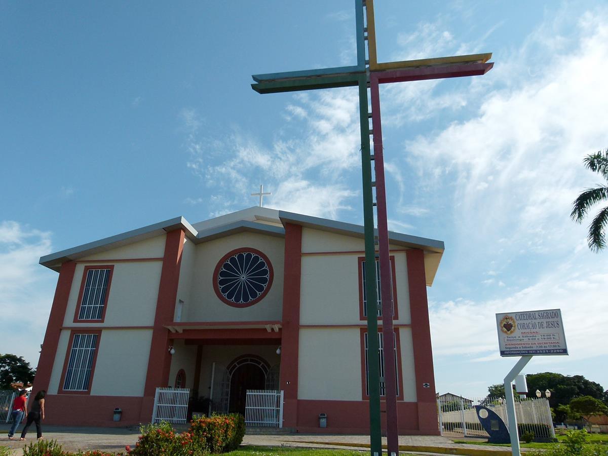 Igreja Católica realiza missas em cinco Paróquias nesta sexta-feira em Três Lagoas Igreja Católica realiza missas em cinco Paróquias nesta sexta-feira em Três Lagoas