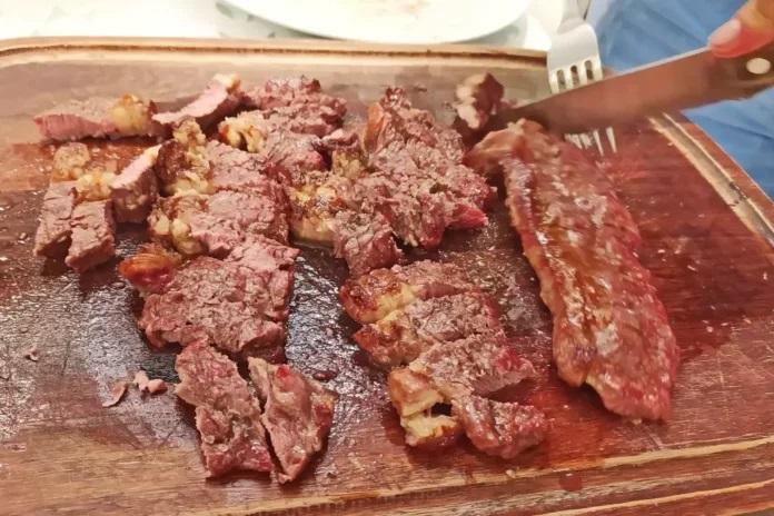 Por que não pode comer carne na Sexta-feira Santa? Entenda o simbolismo da data
