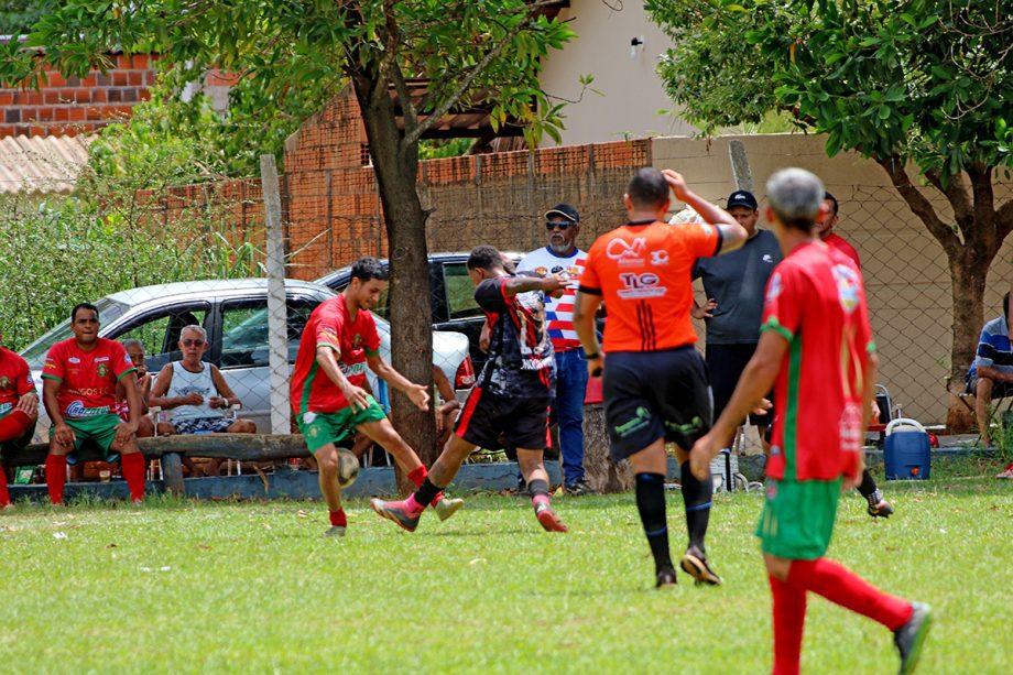 Renyer Som, Associação dos Baianos, Bela Vista A e União São João disputam nesta terça-feira (26), duas vagas para a final da Copa das Comunidades
