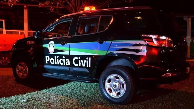 Homem abraça mulher casada e fica gravemente ferido ao levar pedradas na cabeça em Porto Murtinho Homem abraça mulher casada e fica gravemente ferido ao levar pedradas na cabeça em Porto Murtinho