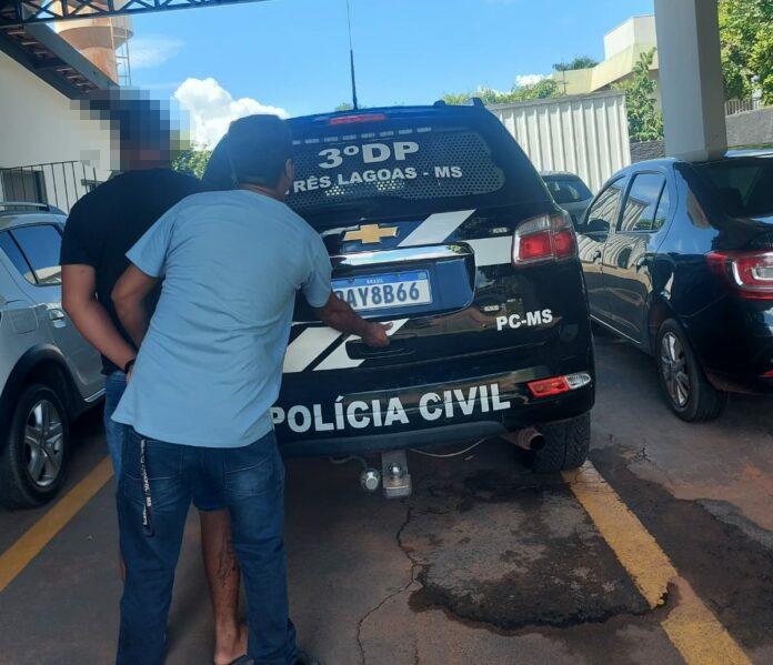 Jovem que praticou furto no pátio de supermercado vendeu bicicleta por R$ 100,00 Jovem que praticou furto no pátio de supermercado vendeu bicicleta por R$ 100,00