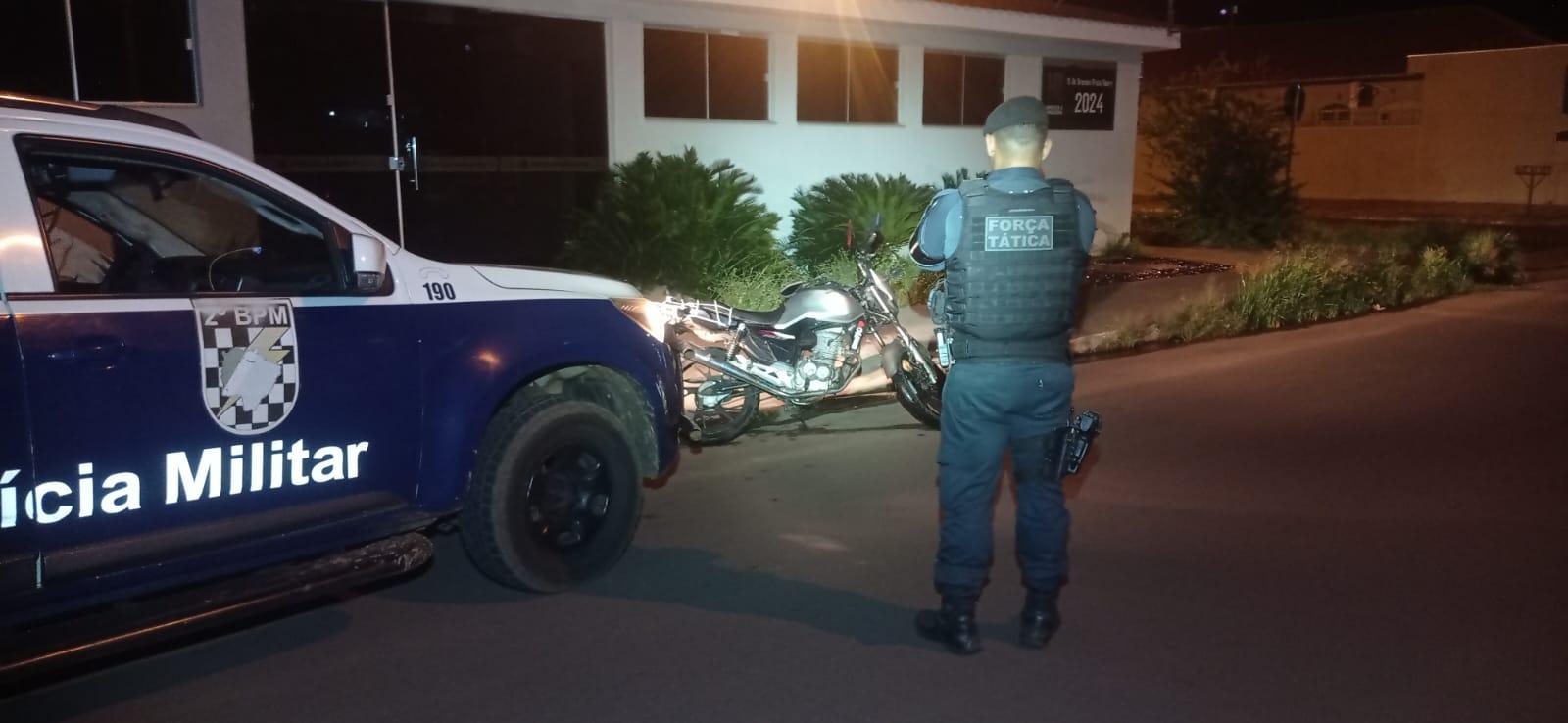 Deu Ruim: Perseguição policial termina com prisão e apreensão de moto 
