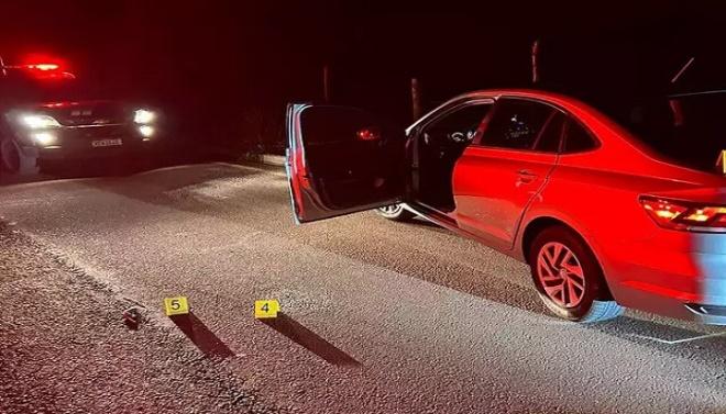 Com carro roubado, 2 homens morrem a tiros pela PM na BR-262