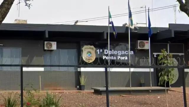 Em Ponta Porã, bandidos encapuzados roubam caminhonete e disparam rajadas de tiros 