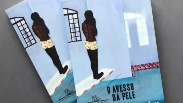 Governo devolve livro polêmico às escolas estaduais Governo devolve livro polêmico às escolas estaduais