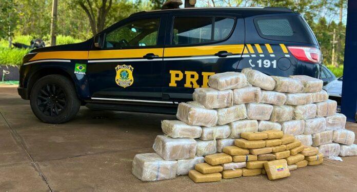 PRF apreende 206 Kg de maconha em Três Lagoas