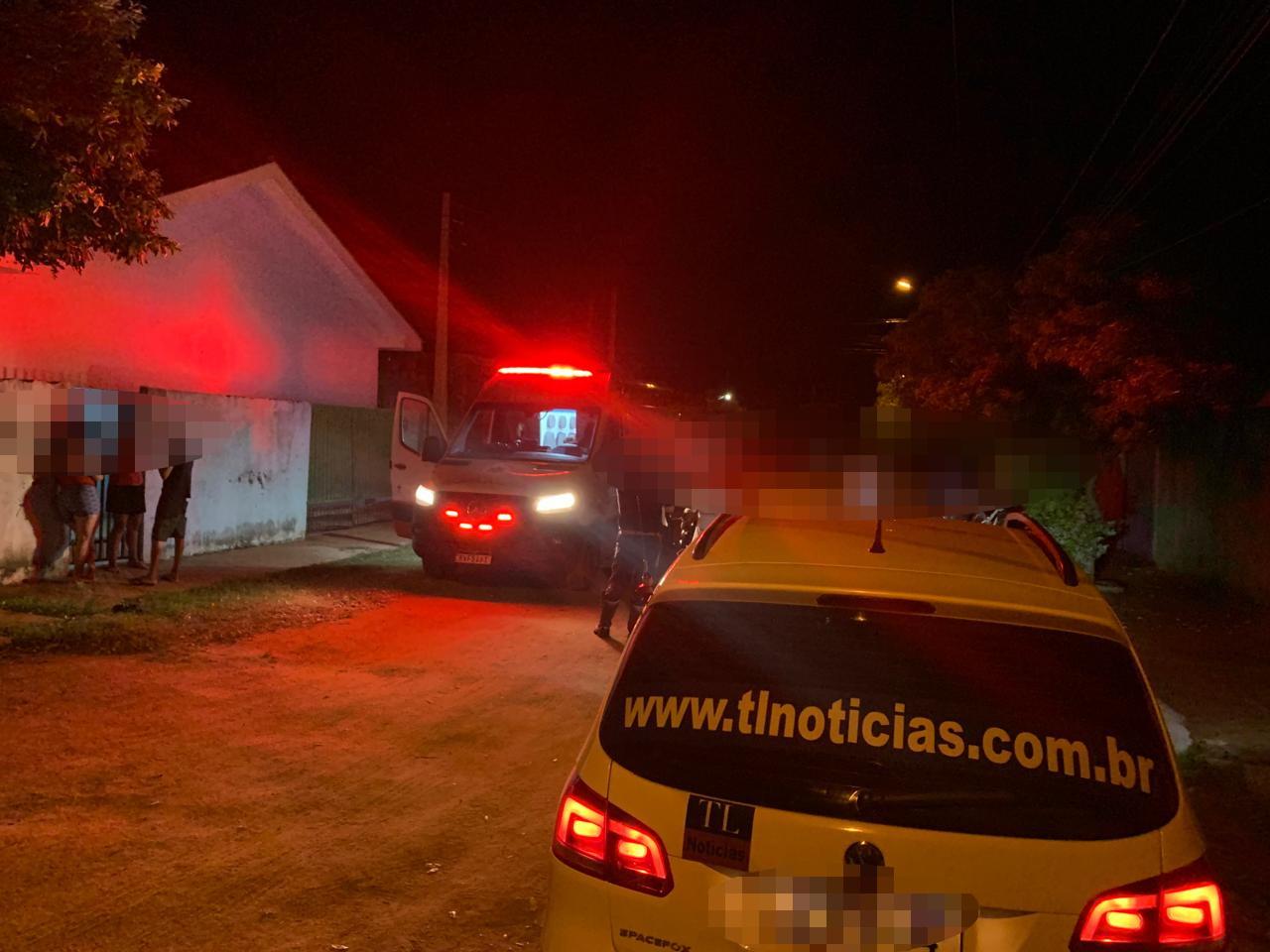 Mulher que trabalhava em concessionária de motos cai no banheiro e morre no Guanabara 