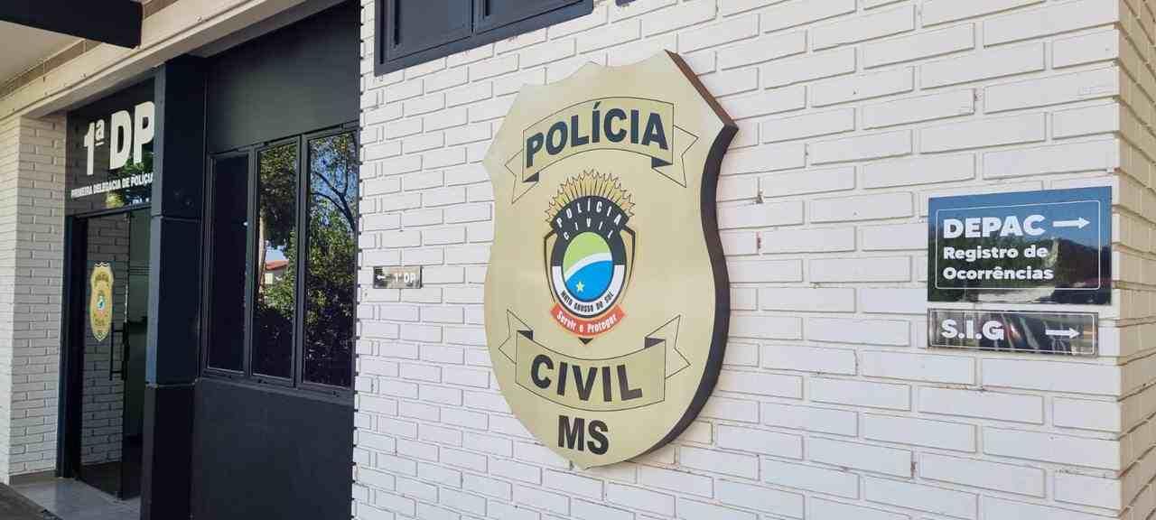 Grávida de três meses tem faca cravada nas costas pelo marido em aldeia de Dourados