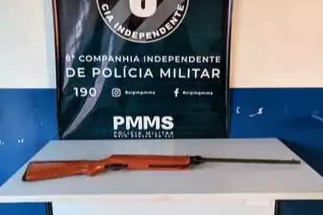 Mulher consegue fugir do ex após 20 dias em cárcere, sob ameaças e espancamento Mulher consegue fugir do ex após 20 dias em cárcere, sob ameaças e espancamento