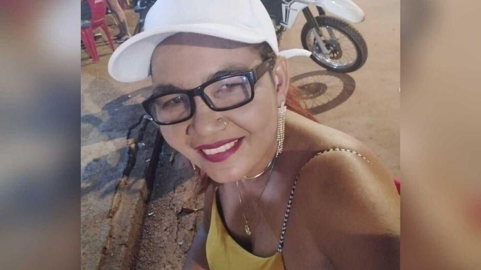 Perto do Dia das Mães, jovem se despede da mãe morta em acidente: 'prazer de ser sua filha'