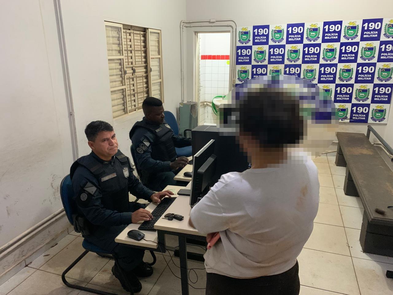 Exclusivo: Briga entre mulheres tem pancadaria e até cabelo arrancado 