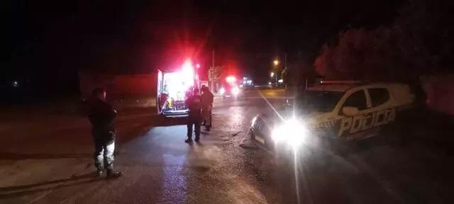 Rapaz é colocado à força em carro e largado em terreno com facadas no pescoço 