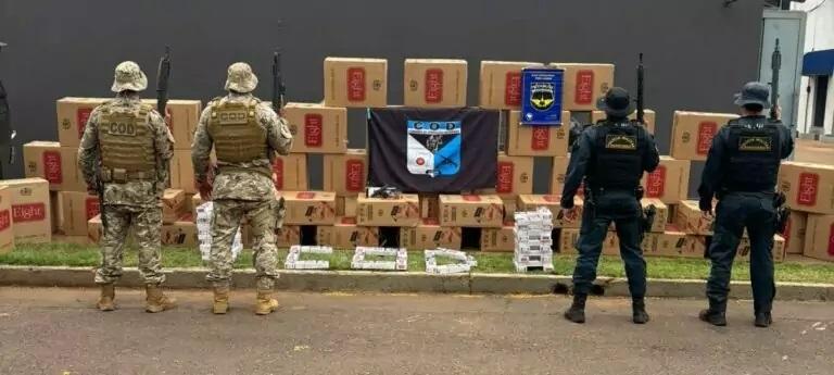 Dois são presos por contrabando de cigarros e posse ilegal de arma em Selvíria Dois são presos por contrabando de cigarros e posse ilegal de arma em Selvíria